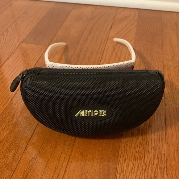 Meripex Party Glasses - Picture 6 of 6